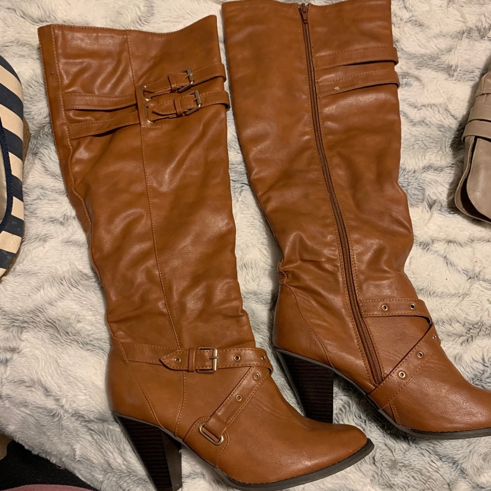 Tan boots faux leather